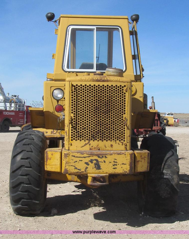 image for item G5668 1973 Caterpillar 930 wheel loader