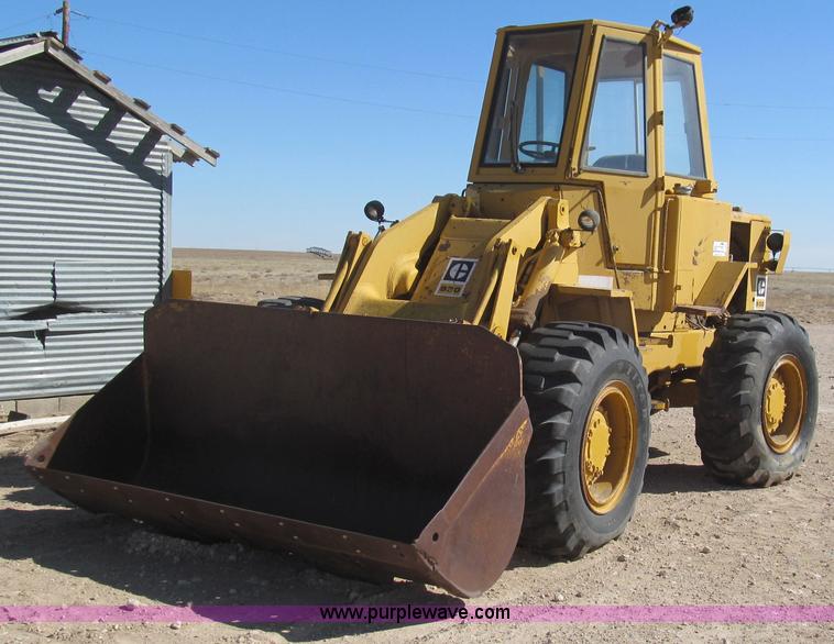 image for item G5668 1973 Caterpillar 930 wheel loader