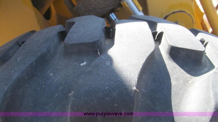 image for item G5668 1973 Caterpillar 930 wheel loader