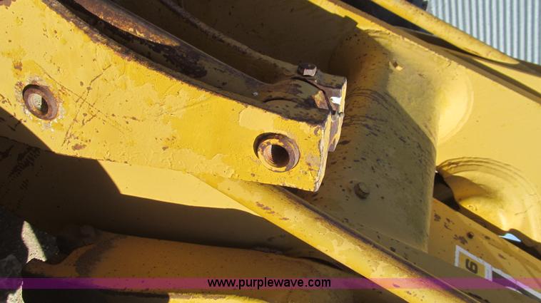 image for item G5668 1973 Caterpillar 930 wheel loader