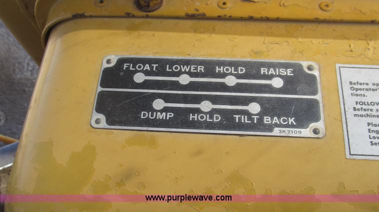 image for item G5668 1973 Caterpillar 930 wheel loader