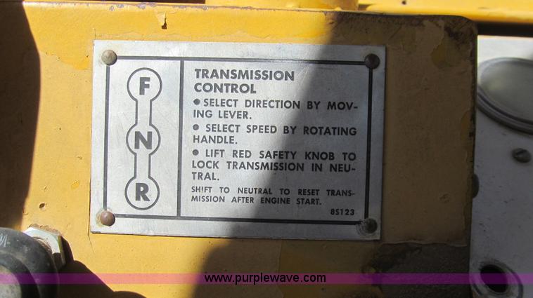 image for item G5668 1973 Caterpillar 930 wheel loader