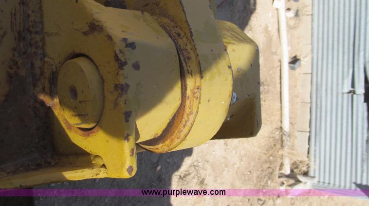 image for item G5668 1973 Caterpillar 930 wheel loader