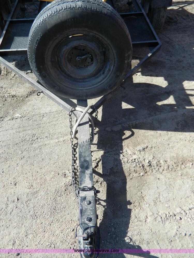 image for item G7784 2004 Vermeer SC252 auto sweep stump cutter