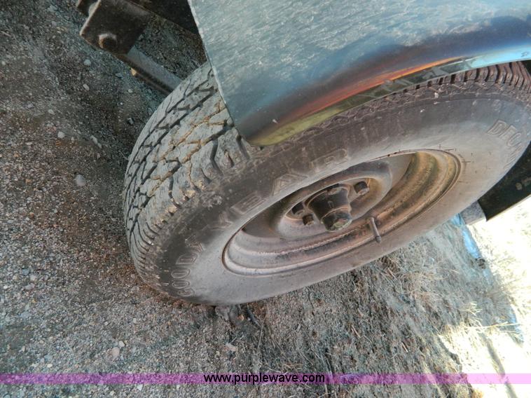 image for item G7784 2004 Vermeer SC252 auto sweep stump cutter