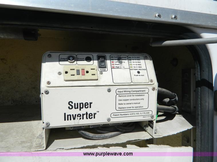 image for item G7788 2004 Chevrolet C4500 service boom truck