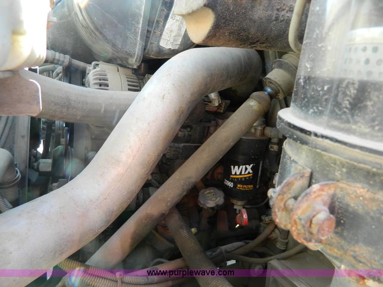 image for item G7788 2004 Chevrolet C4500 service boom truck