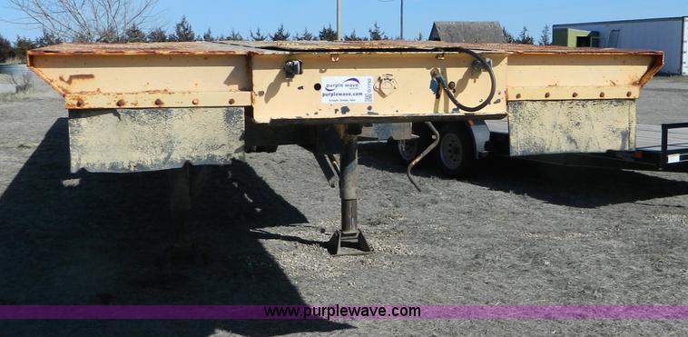 image for item G7792 1967 Lacrosse step deck trailer