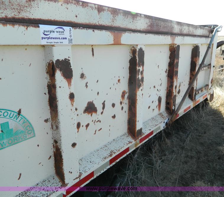 image for item G7794 Heil dump bed