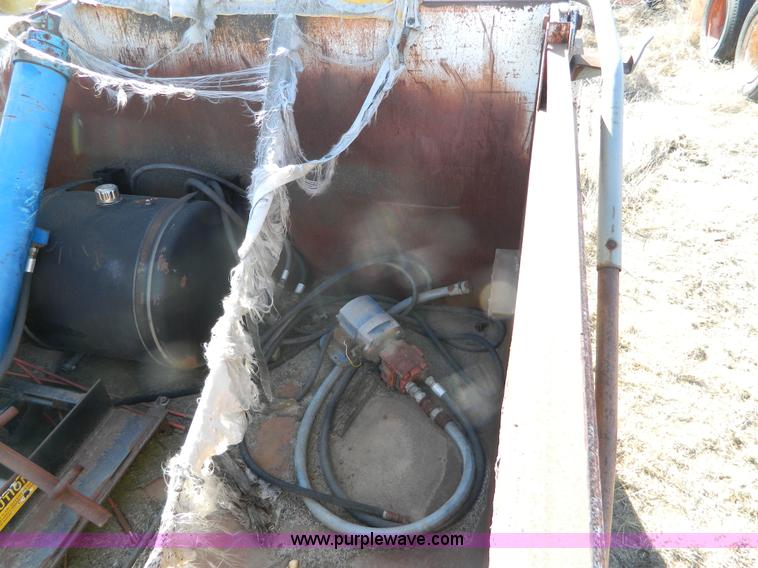 image for item G7794 Heil dump bed