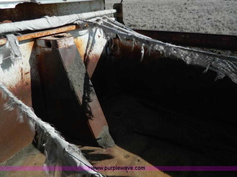 image for item G7794 Heil dump bed