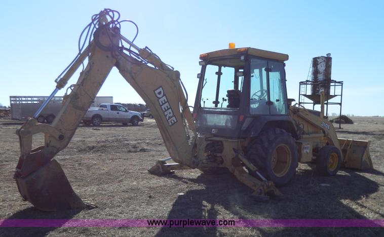 image for item G7796 1997 John Deere 310E backhoe