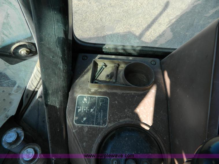 image for item G7796 1997 John Deere 310E backhoe