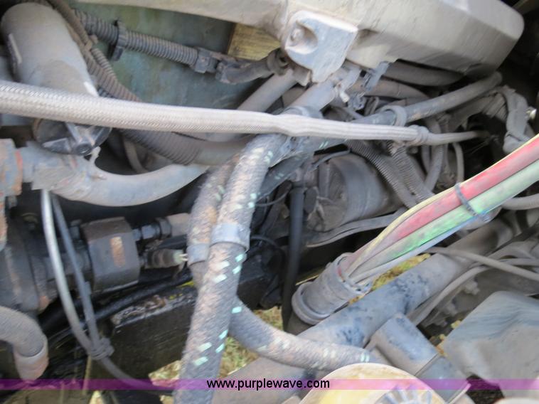 image for item B2494 1999 Freightliner C120 semi truck