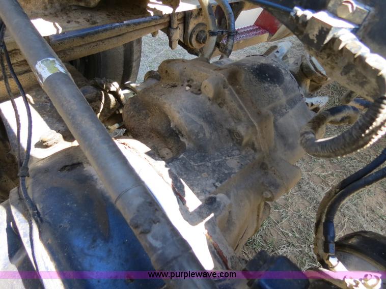 image for item B4662 1998 Peterbilt 377 semi truck