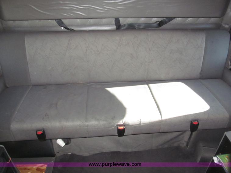 image for item B5436 2007 Kenworth T600B AeroCab semi truck