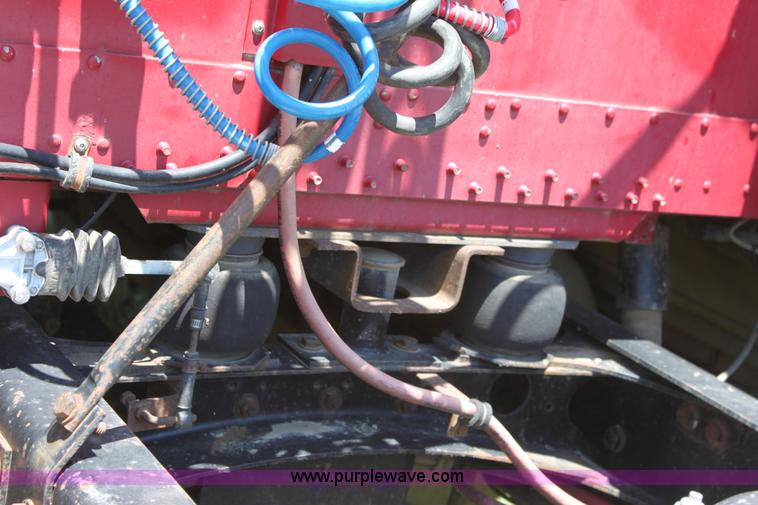 image for item D5178 1995 Freightliner FLD112 semi truck