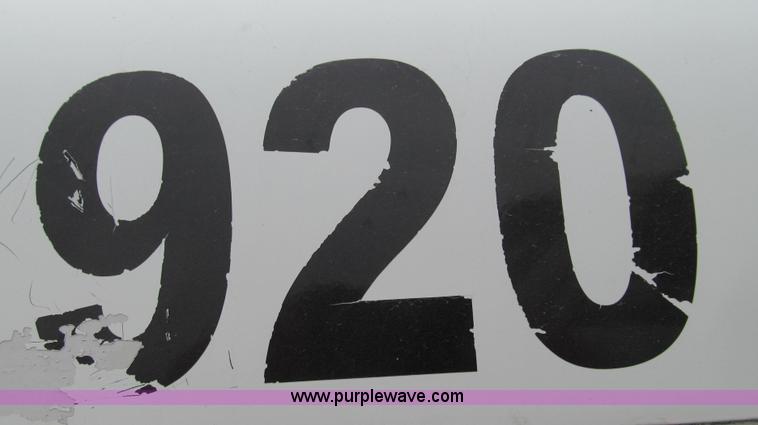 image for item E3823 2005 Freightliner CL120 semi truck