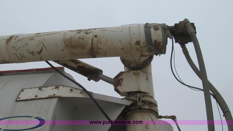 image for item E3834 2000 Ledwell Drag Chain dry bulk trailer