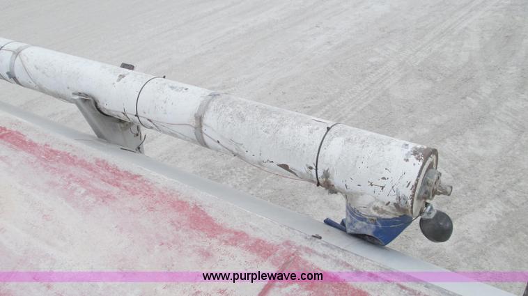 image for item E3834 2000 Ledwell Drag Chain dry bulk trailer