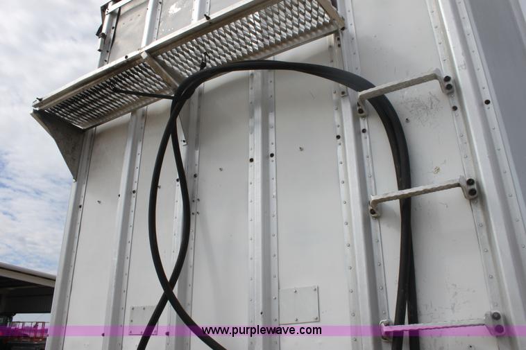 image for item E8468 1998 Imco 53' live bottom trailer