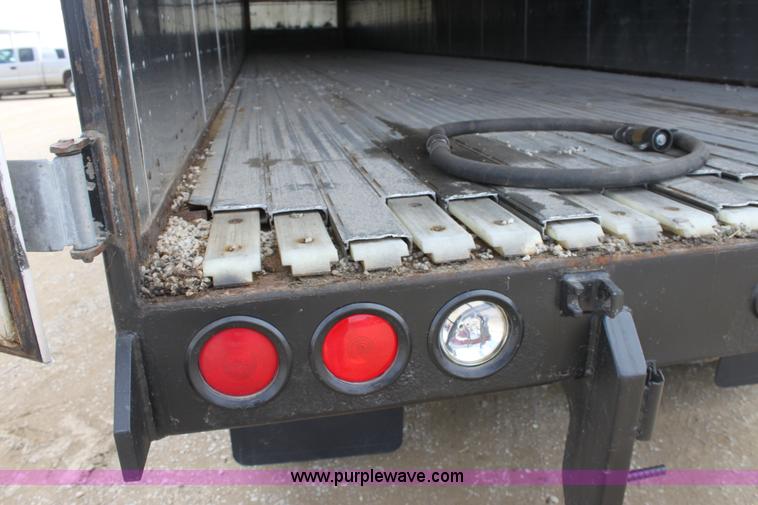 image for item E8468 1998 Imco 53' live bottom trailer