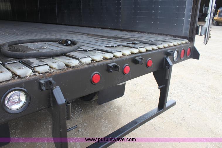 image for item E8468 1998 Imco 53' live bottom trailer