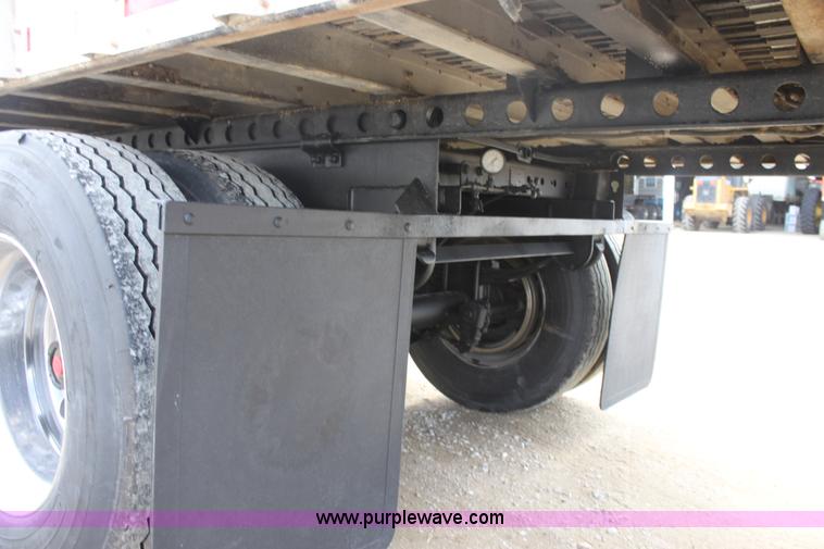 image for item E8468 1998 Imco 53' live bottom trailer