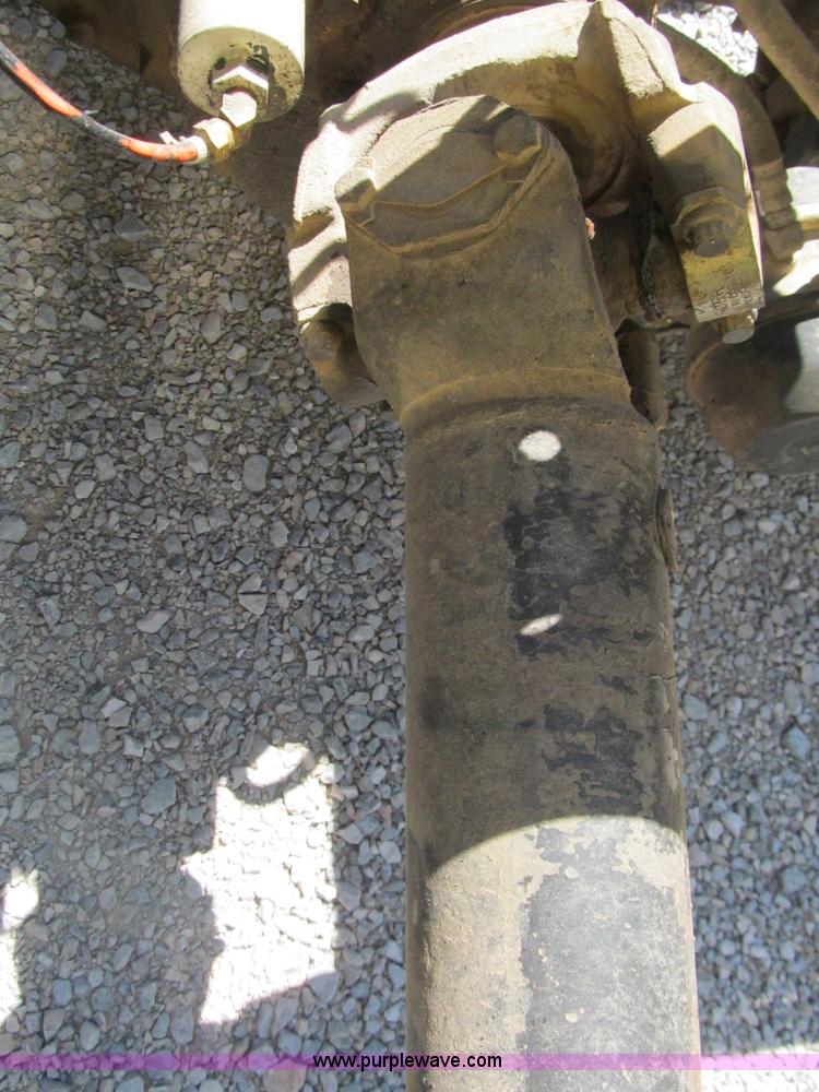 image for item F3024 1995 Volvo WIA semi truck