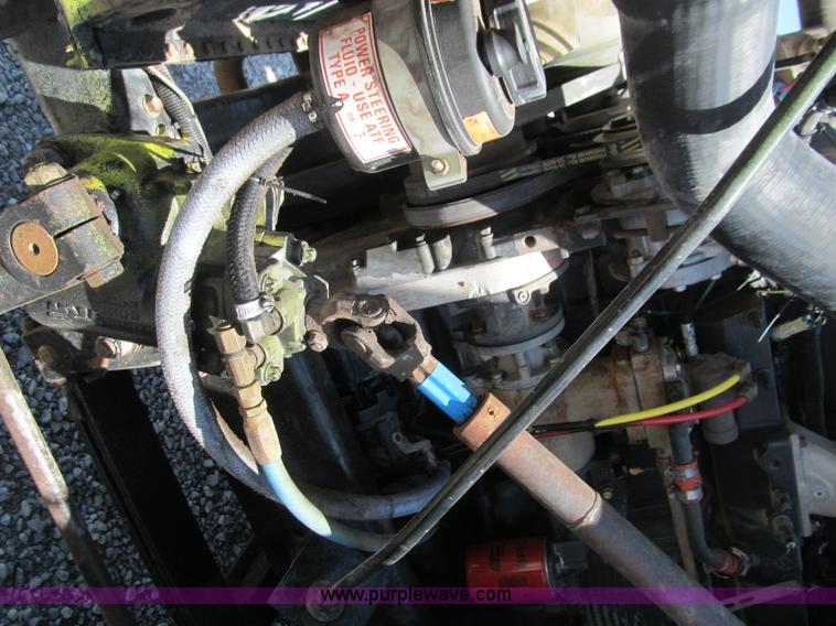 image for item F3024 1995 Volvo WIA semi truck