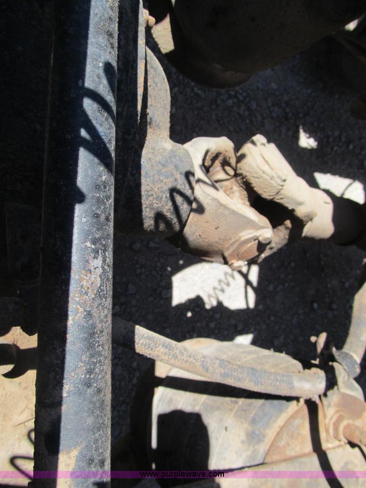 image for item F3025 1996 Freightliner FLD120 semi truck