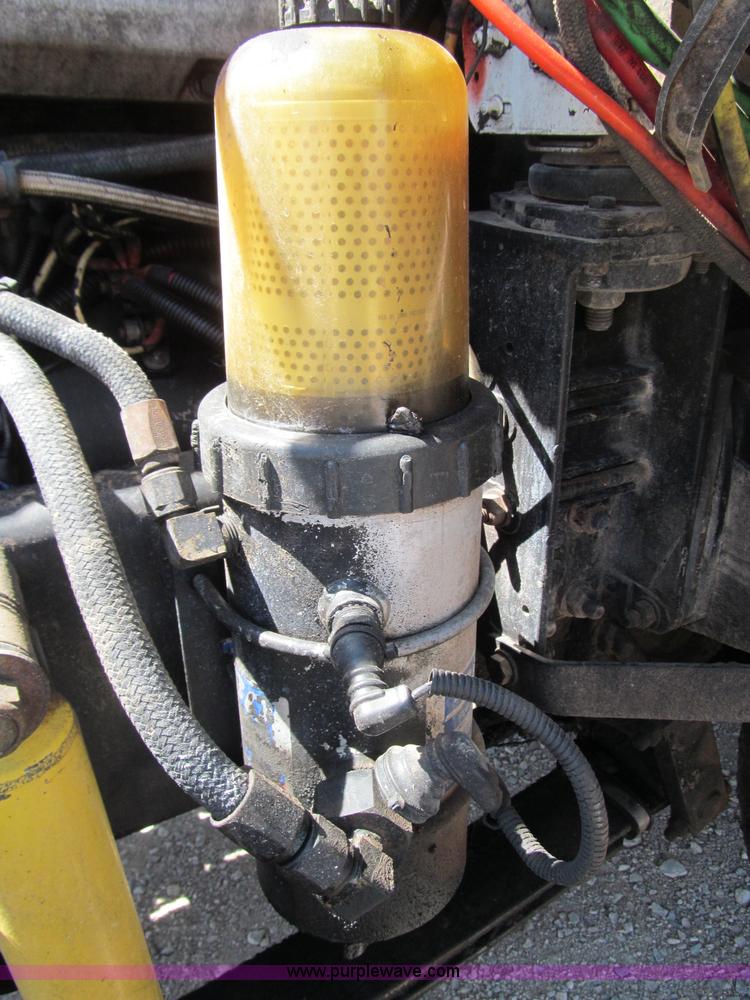 image for item F3025 1996 Freightliner FLD120 semi truck