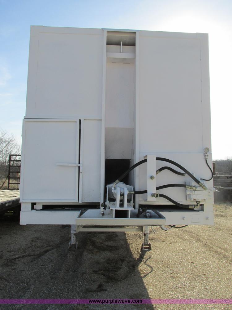 image for item F4428 1993 Clement 38' ejection trailer