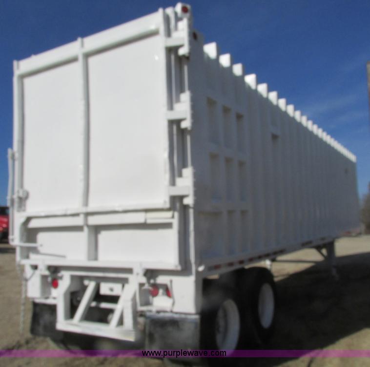 image for item F4428 1993 Clement 38' ejection trailer