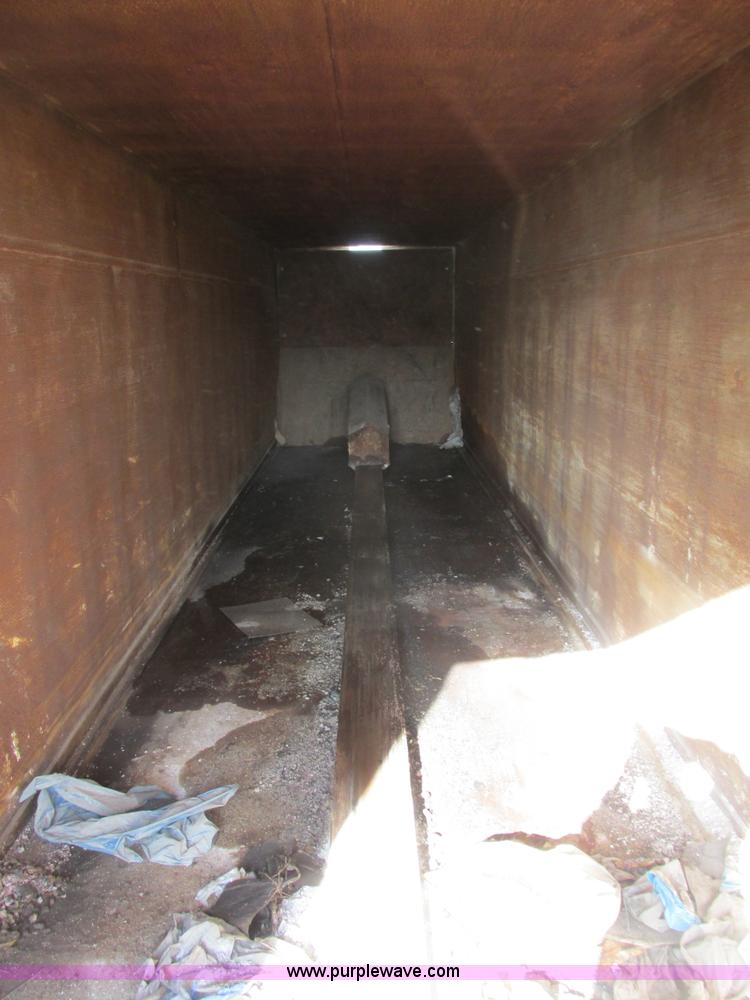 image for item F4428 1993 Clement 38' ejection trailer