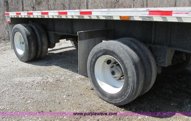 image for item F4492 2008 Transcraft 48' spread axle flat bed trailer