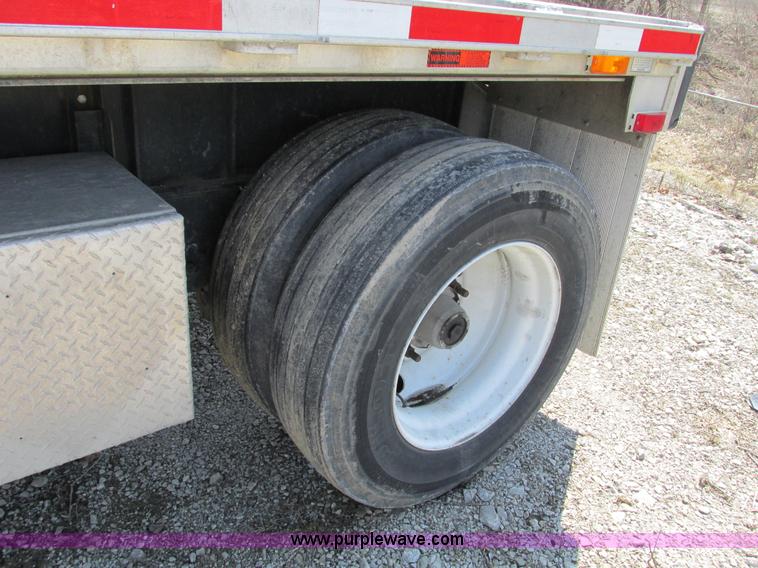 image for item F4492 2008 Transcraft 48' spread axle flat bed trailer