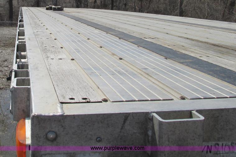 image for item F4492 2008 Transcraft 48' spread axle flat bed trailer