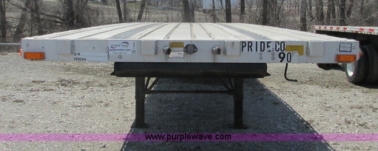 image for item F4494 2009 Transcraft 48' spread axle flat bed trailer