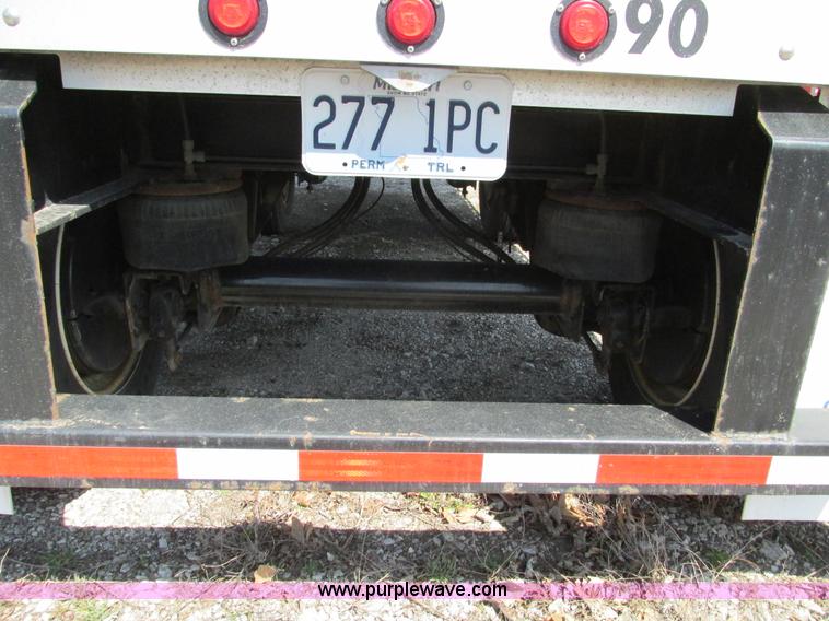 image for item F4494 2009 Transcraft 48' spread axle flat bed trailer