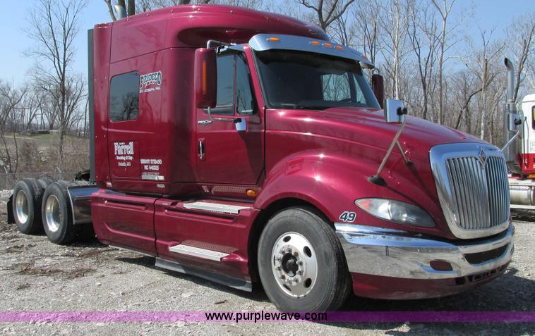 image for item F4497 2008 International ProStar Eagle semi truck