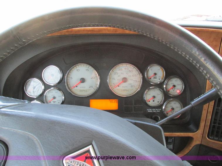 image for item F4497 2008 International ProStar Eagle semi truck