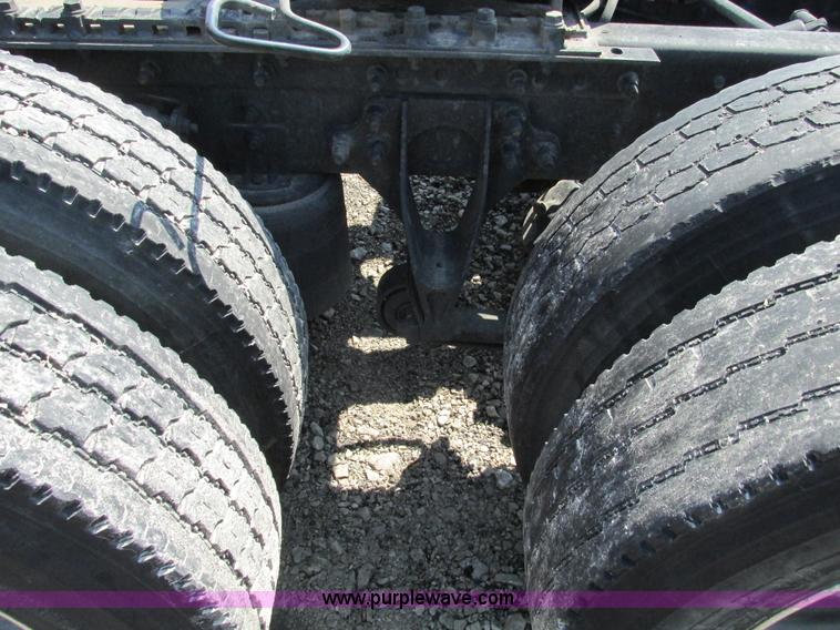 image for item F4497 2008 International ProStar Eagle semi truck