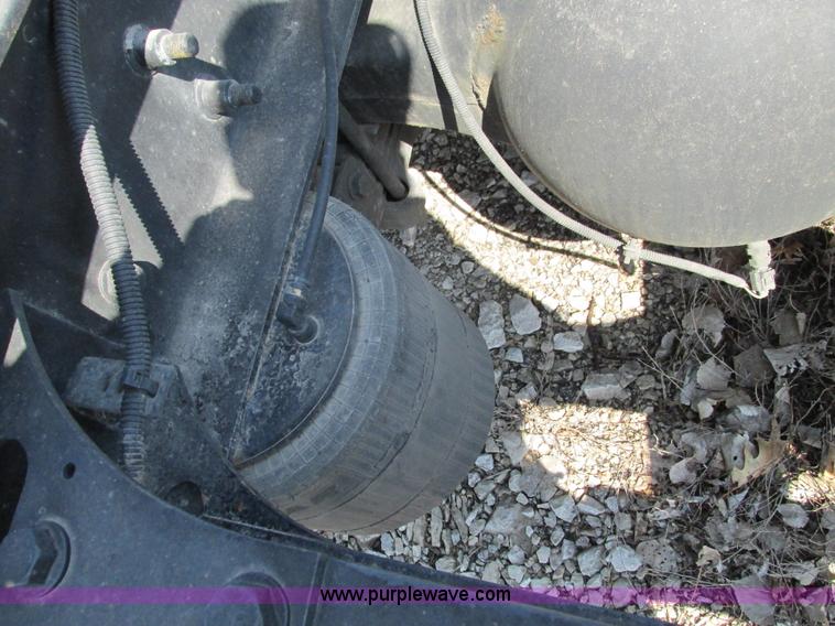 image for item F4497 2008 International ProStar Eagle semi truck