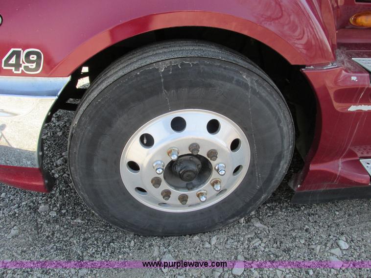 image for item F4497 2008 International ProStar Eagle semi truck