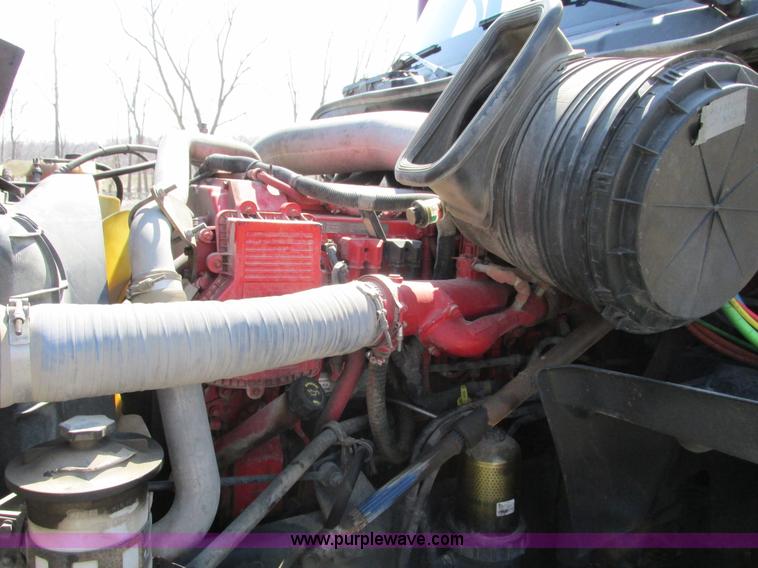 image for item F4497 2008 International ProStar Eagle semi truck