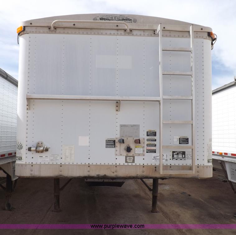 image for item F6468 1999 Timpte super hopper grain trailer