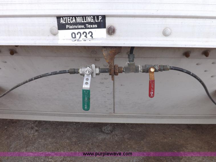 image for item F6468 1999 Timpte super hopper grain trailer