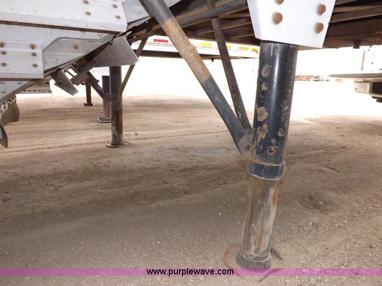 image for item F6468 1999 Timpte super hopper grain trailer