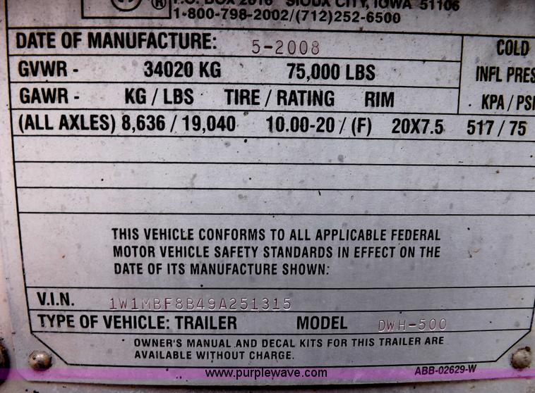 image for item F6469 2009 Wilson Pace Setter grain trailer